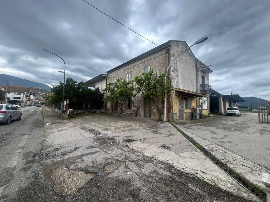 Palazzo / stabile a Pietramelara in Via Libertà, 85 - Foto 4