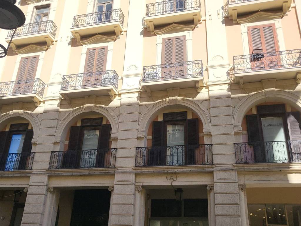 Appartamento a Salerno in Corso Vittorio Emanuele - Foto 2
