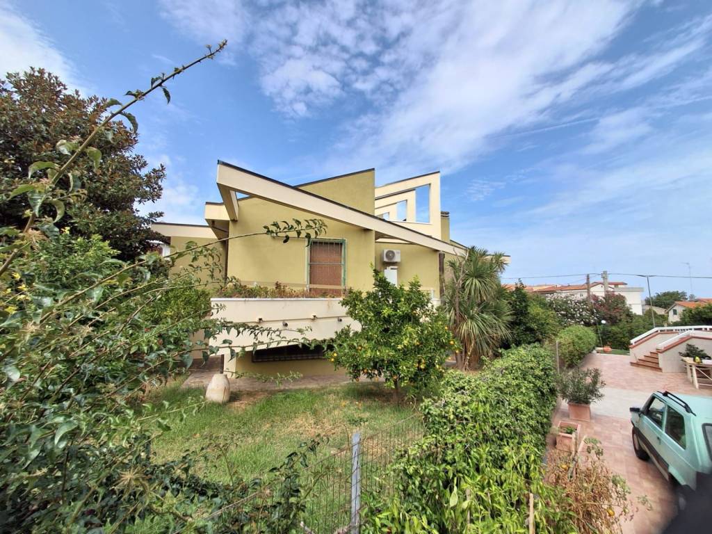 Villa a Petacciato in Via della Comunità Europea - Foto 3
