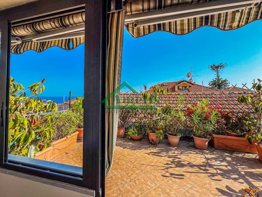 Appartamento a Imperia in Oneglia - Foto 2