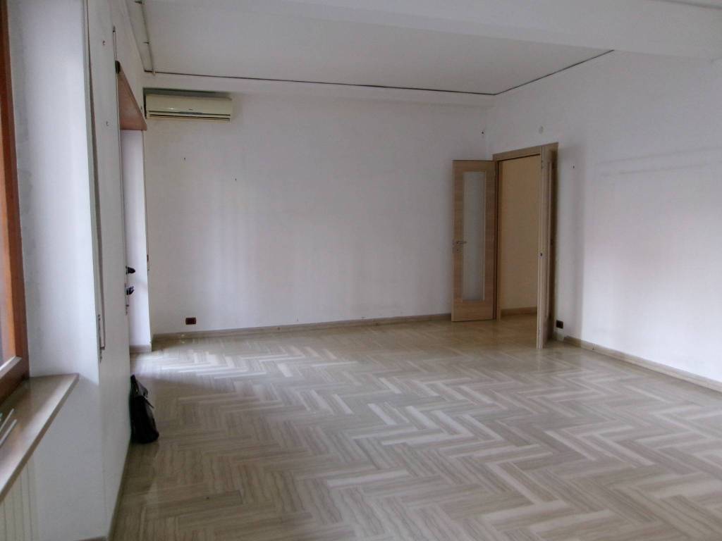 Appartamento a Portici in Via Bellucci Sessa, 18 - Foto 5