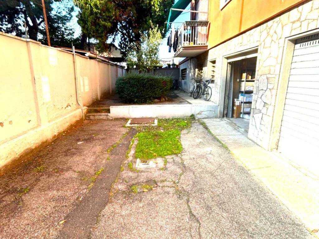Box / garage a Bologna in Via Antonio Gandusio, 33 - Foto 5
