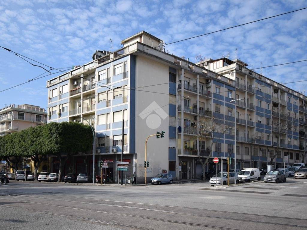 Immobile a Messina in Negozio Viale Della Libertà, 79 - Foto 2