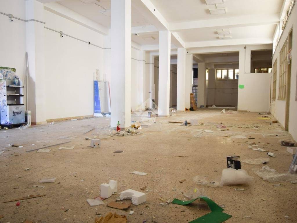 Immobile a Messina in Negozio Viale Della Libertà, 79 - Foto 4