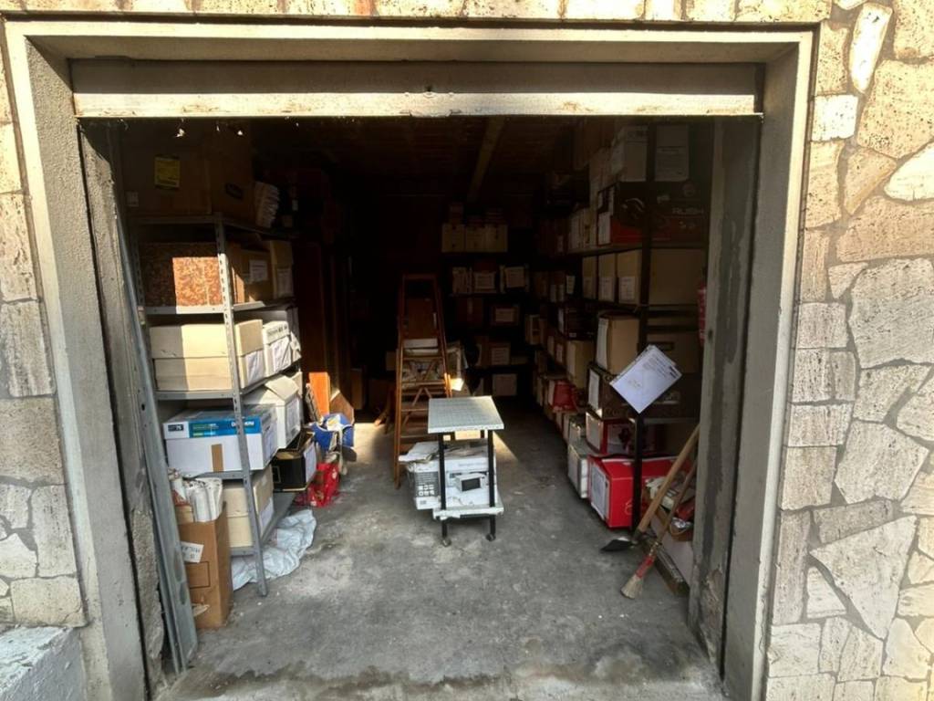 Box / garage a Bologna in Via Antonio Gandusio - Foto 4