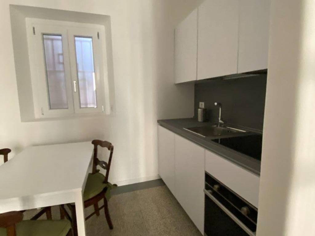 Appartamento a Bergamo in Via Antonio Ghislanzoni, 14 - Foto 4
