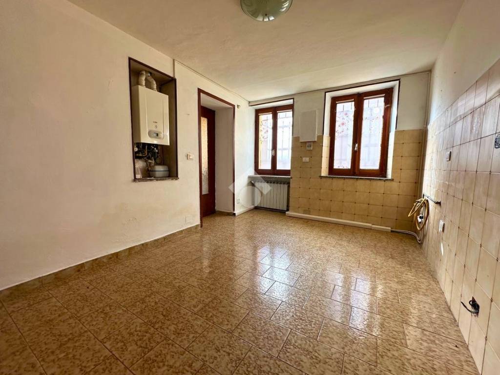 Appartamento a Santhià in Via Edmondo De Amicis, 18 - Foto 3