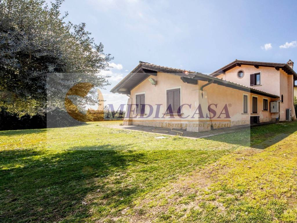 Villa a Formello in Via Cassia 2381 - Foto 3