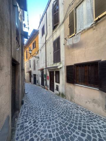 Appartamento a Rocca priora in Piazza Umberto I - Foto 2