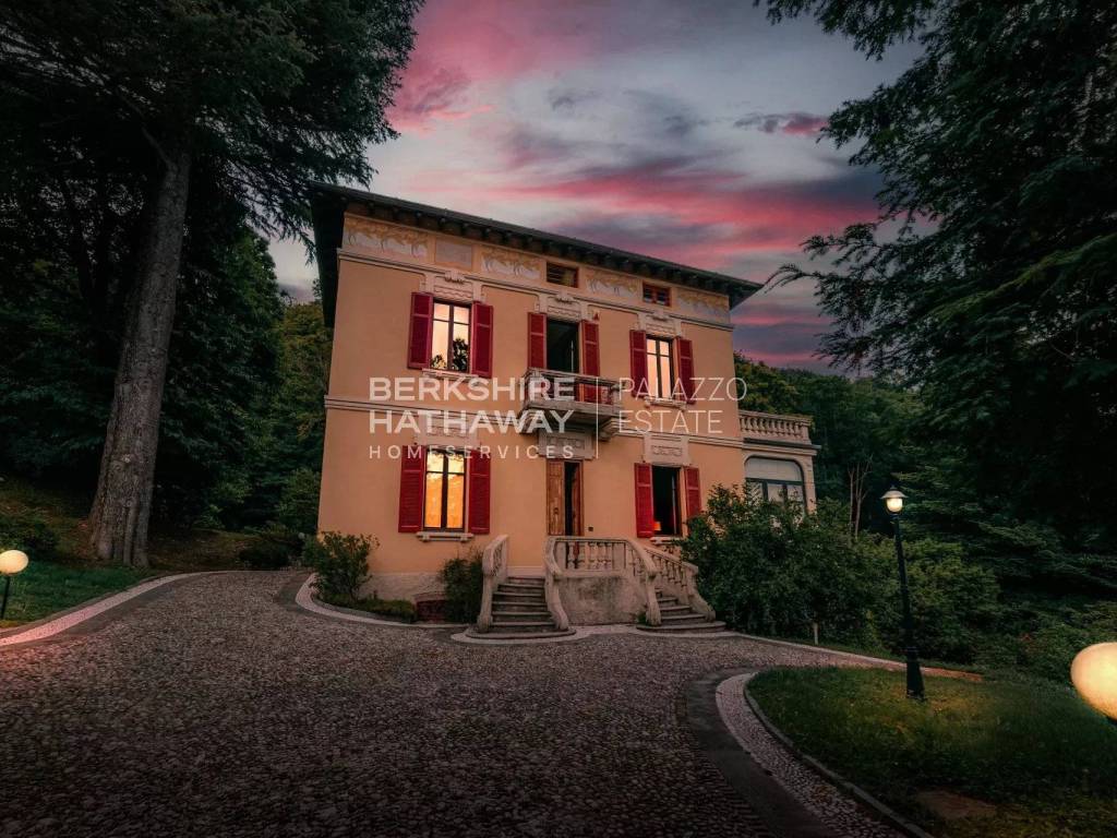 Villa a Brunate in Via Giacomo Scalini, 24 - Foto 3