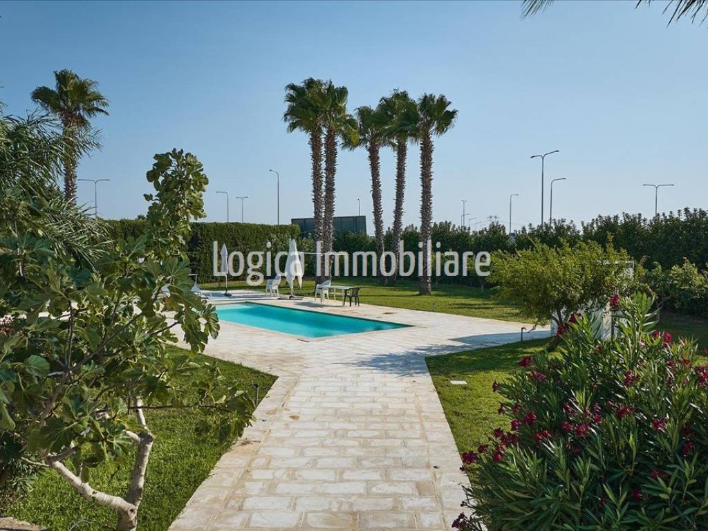 Villa a Copertino in SP6 - Foto 2