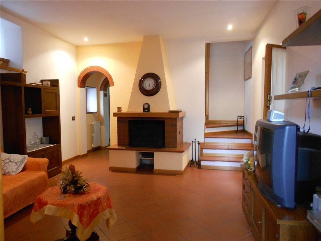 Casa indipendente a Pescia in Via della Rocca di Sorana - Foto 3