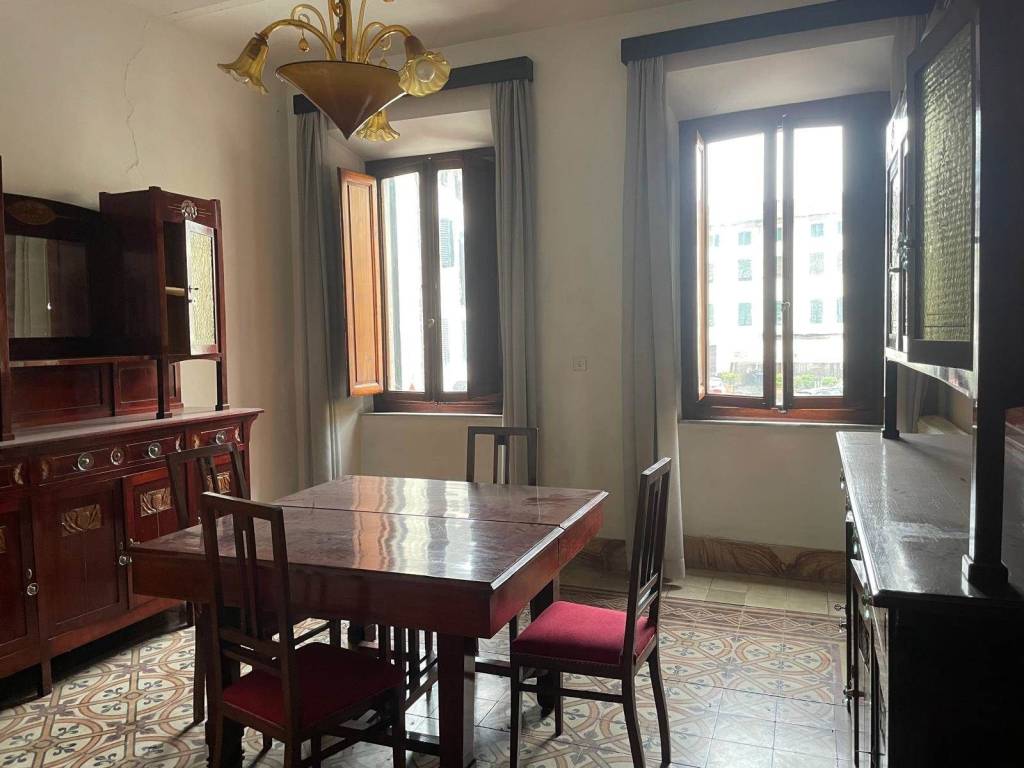 Appartamento a Buggiano in piazza coluccio Salutati, 1 - Foto 2