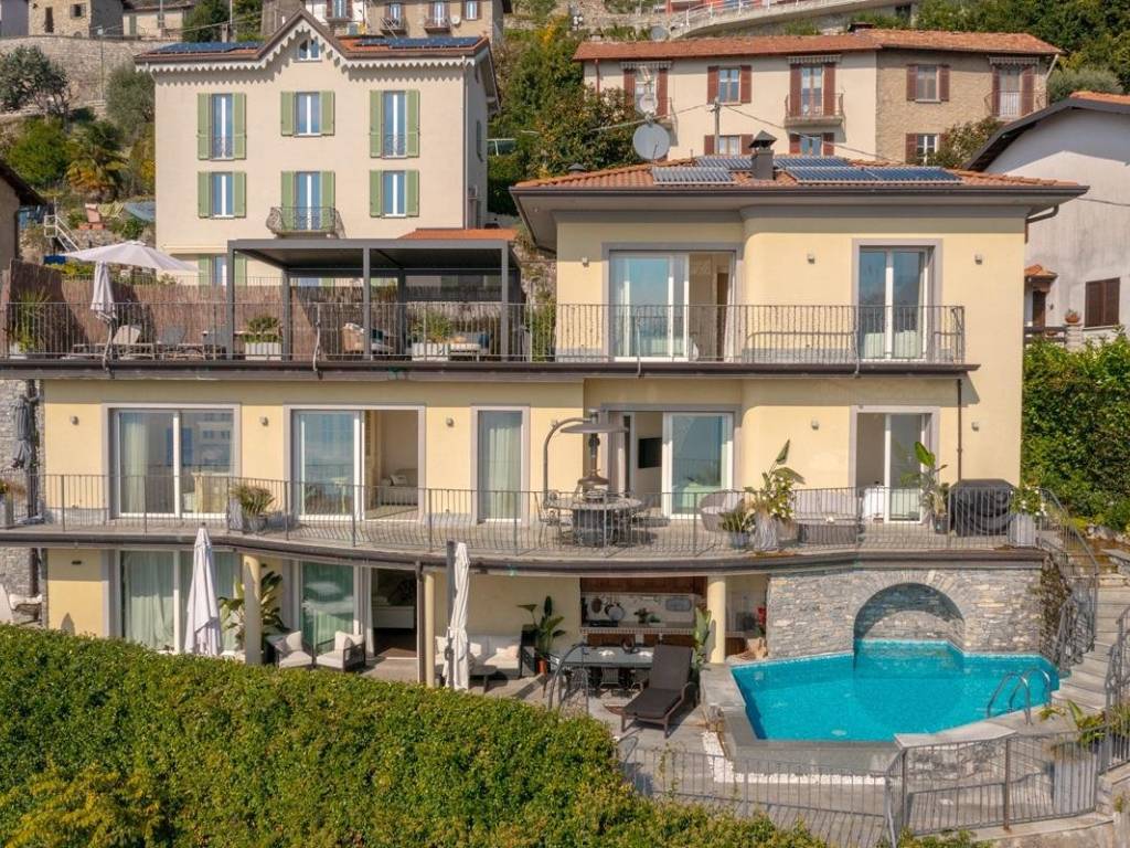 Villa a Cernobbio in Via Carlo Mira, 9 - Foto 2