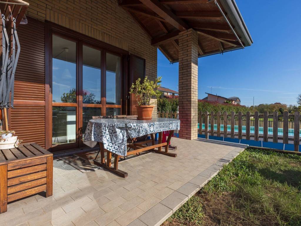 Villa a Lonate pozzolo in VIA MANZONI - Foto 3