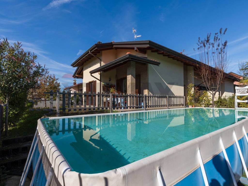 Villa a Lonate pozzolo in VIA MANZONI - Foto 5