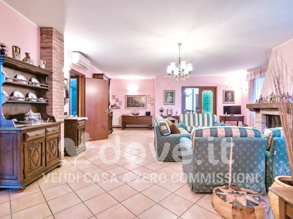 Villa a Belgioioso in Via Carducci, 15 - Foto 4