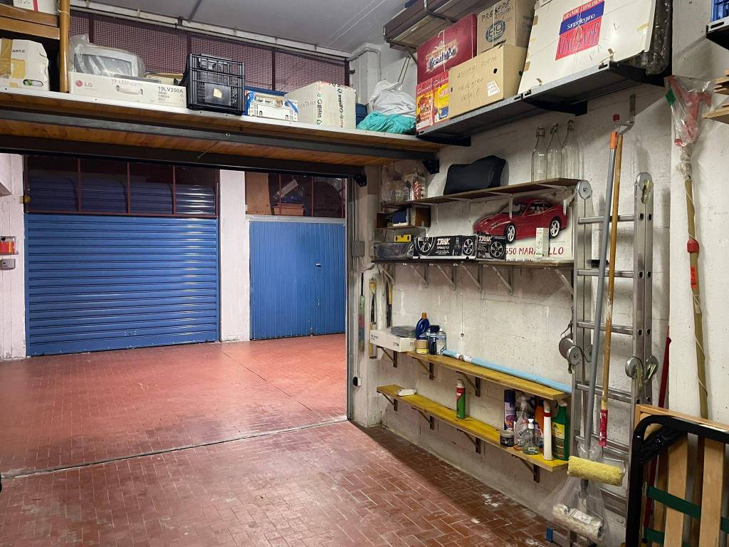 Box / garage a Serra riccò in Via Manlio Chiocchetti - Foto 4