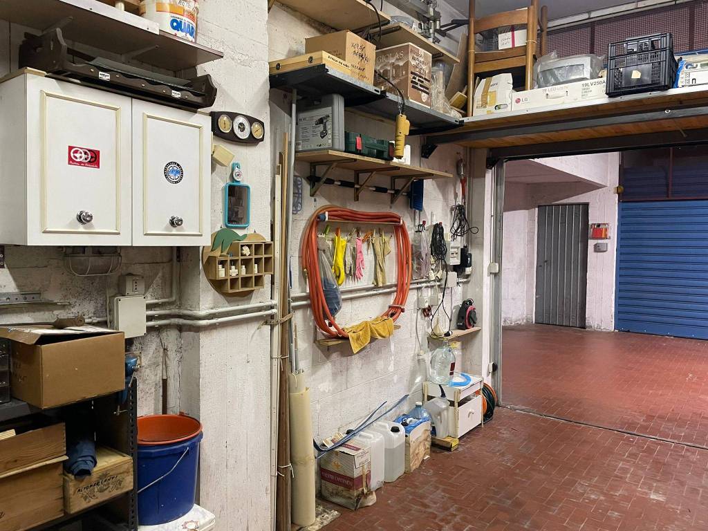 Box / garage a Serra riccò in Via Manlio Chiocchetti - Foto 5