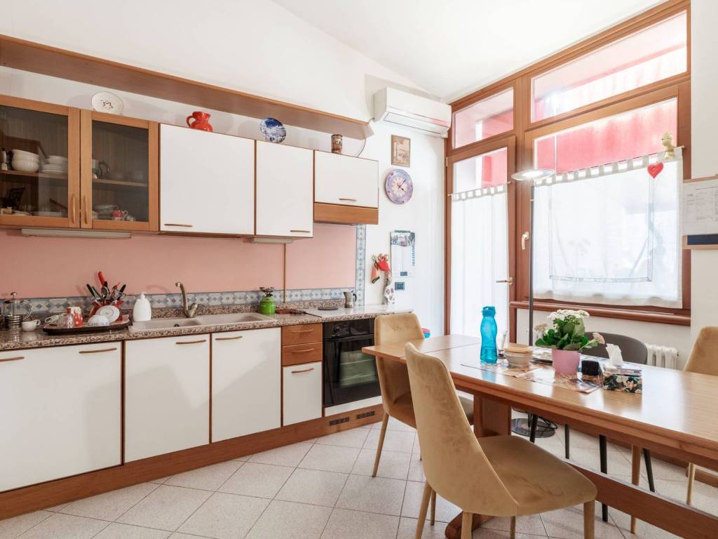 Casa indipendente a Trento in Via Giuseppina Bassetti - Foto 2