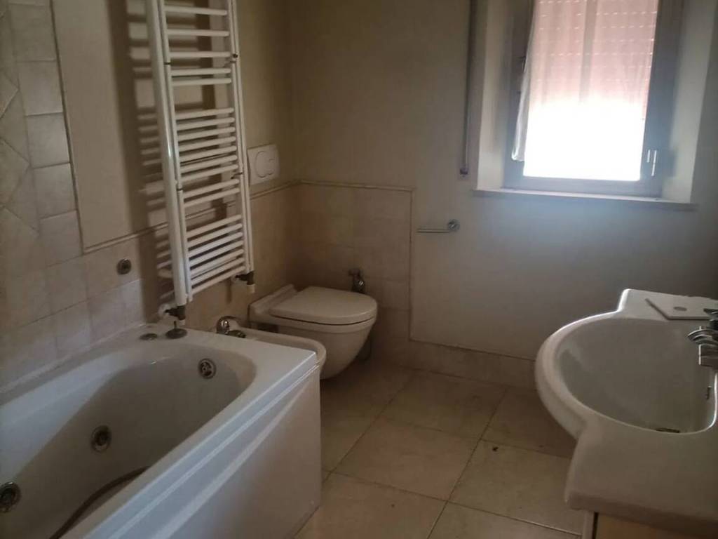 Villa a Trecastelli in Viale V. Veneto, 11 - Foto 3