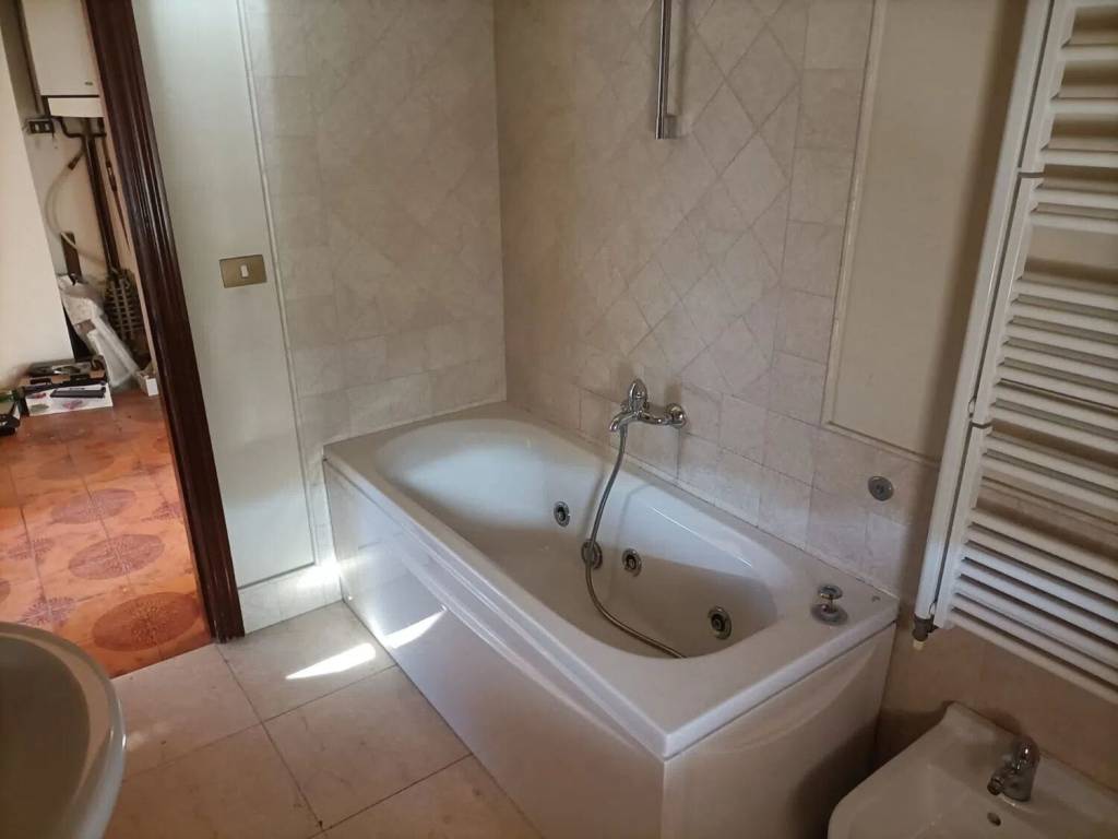 Villa a Trecastelli in Viale V. Veneto, 11 - Foto 4