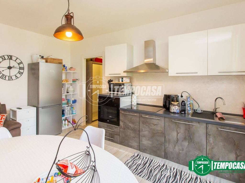 Appartamento a Lonate pozzolo in Via Luigi Galvani, 4 - Foto 5