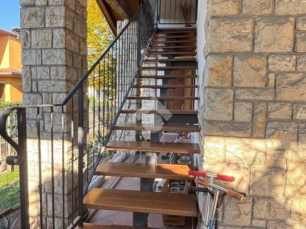 Villa a Rezzato in Via Bergamo, 9 - Foto 3