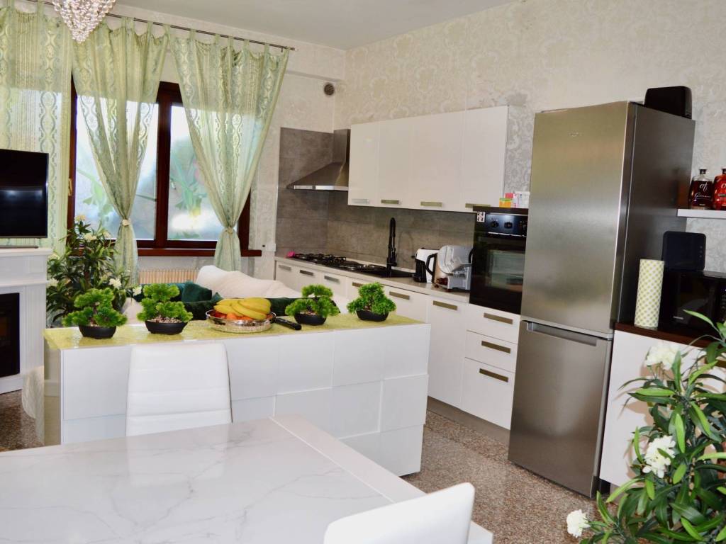 Appartamento a Marano vicentino in Via Vittorio Veneto, 96 - Foto 3