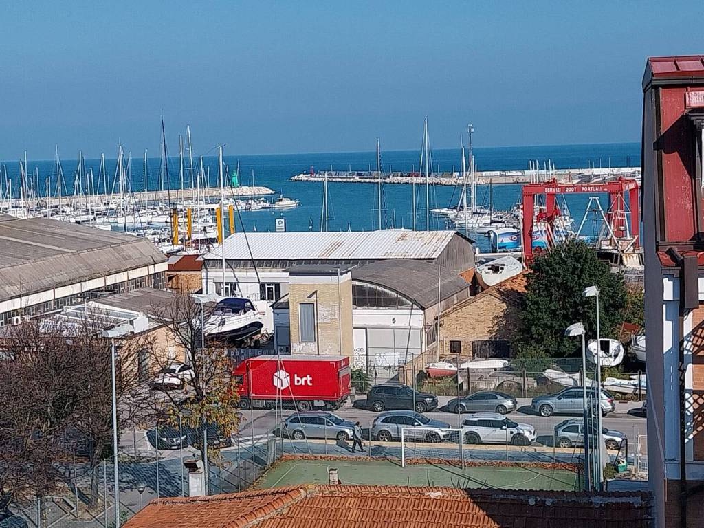 Attico / mansarda a Civitanova marche - Foto 4