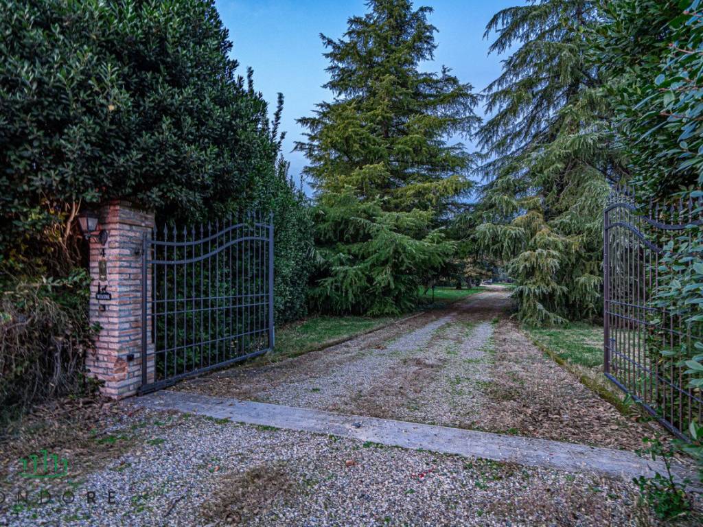 Rustico / casale a Castel guelfo di bologna in VIA MEDESANO 2 - Foto 3
