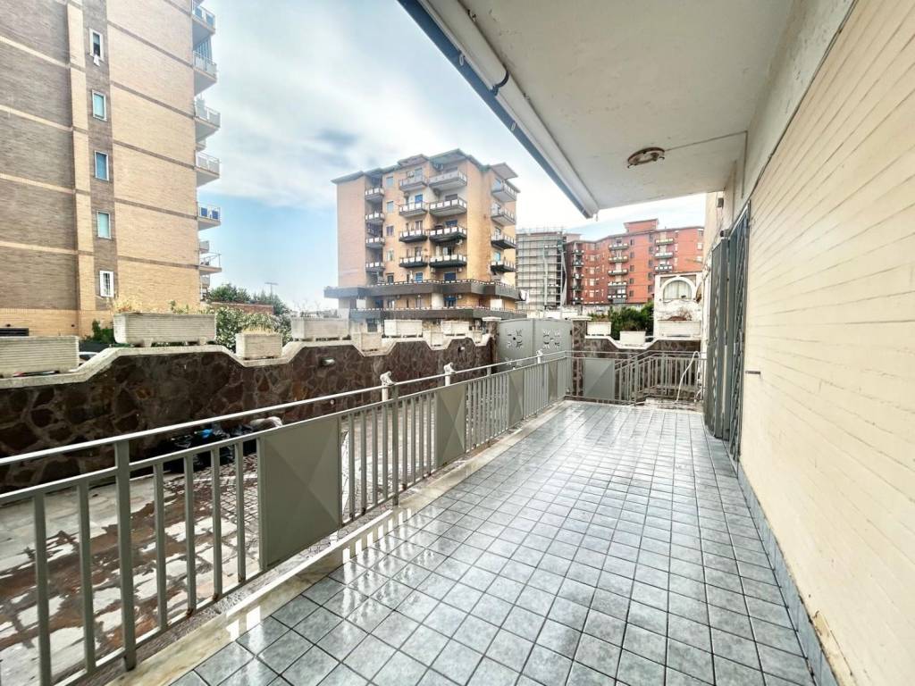 Appartamento a Castel volturno in Viale delle Mimose - Foto 2