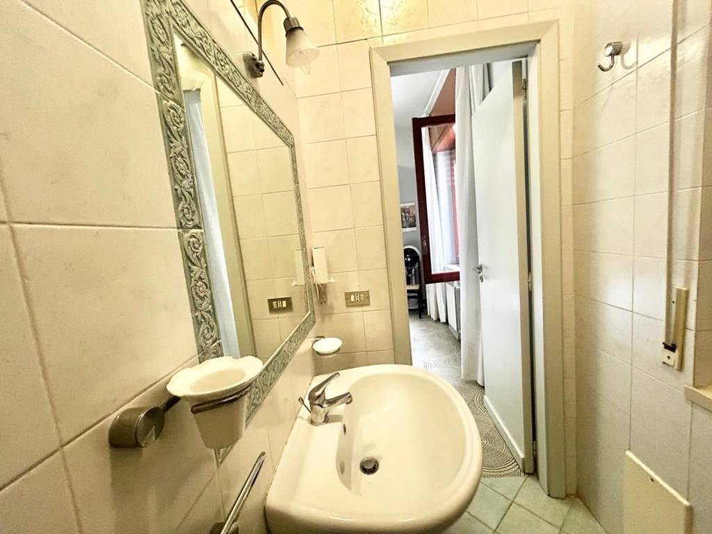Appartamento a Castel volturno in Viale delle Mimose - Foto 5