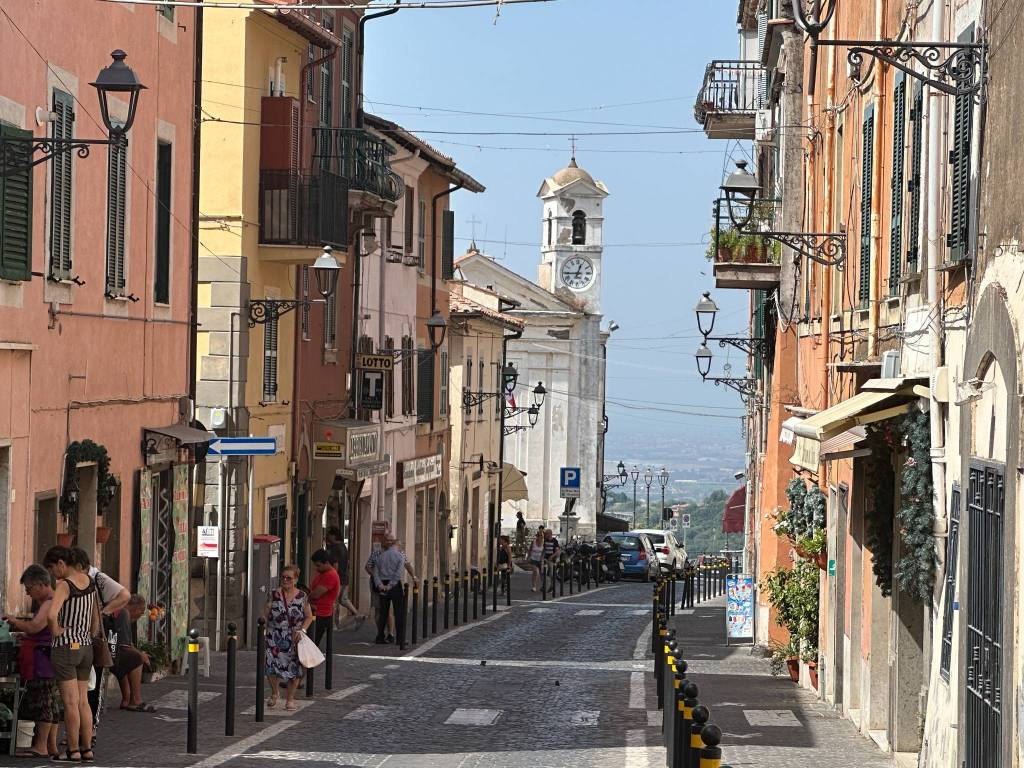 Appartamento a Ariccia in Corso Giuseppe Garibaldi, 32 - Foto 2