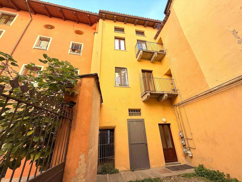 Appartamento a Pinerolo in Via Trento, 11 - Foto 3