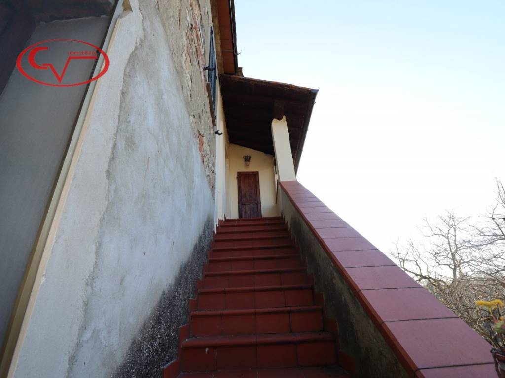 Appartamento a Bucine in Via Perelli - Foto 2