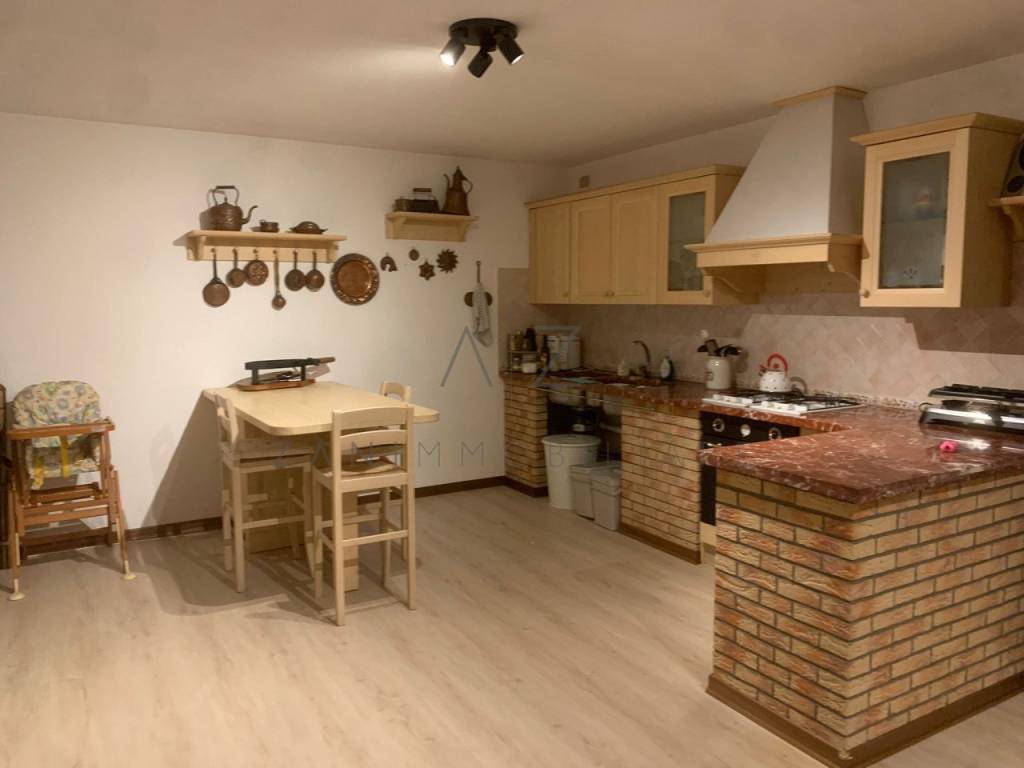 Casa indipendente a Montebelluna in Via Picciol - Foto 4