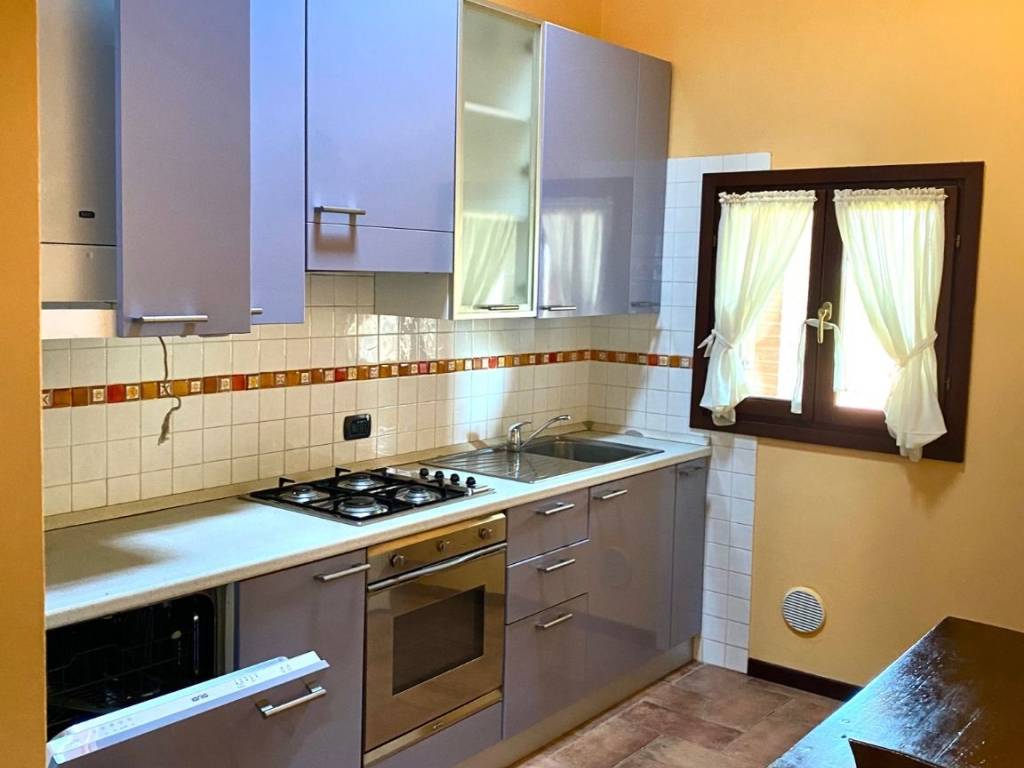 Appartamento a Maranello in Via Abetone Superiore - Foto 4