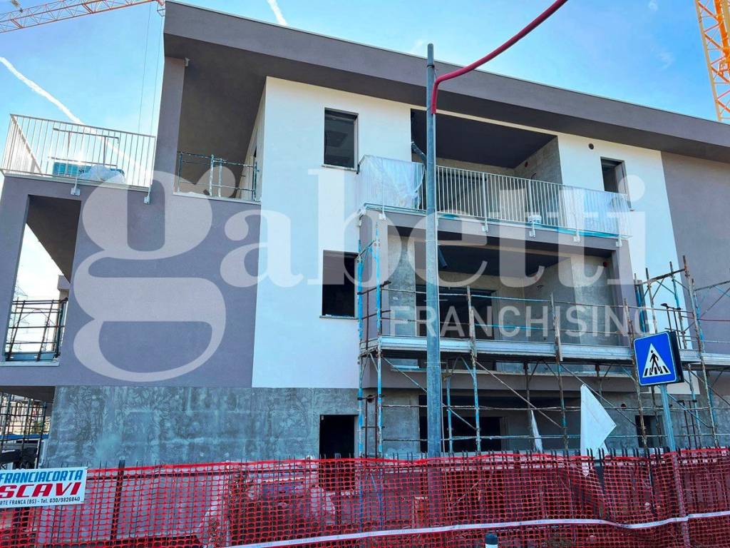 Appartamento a Brescia in via tredicesima villaggio Prealpino, 7 - Foto 3