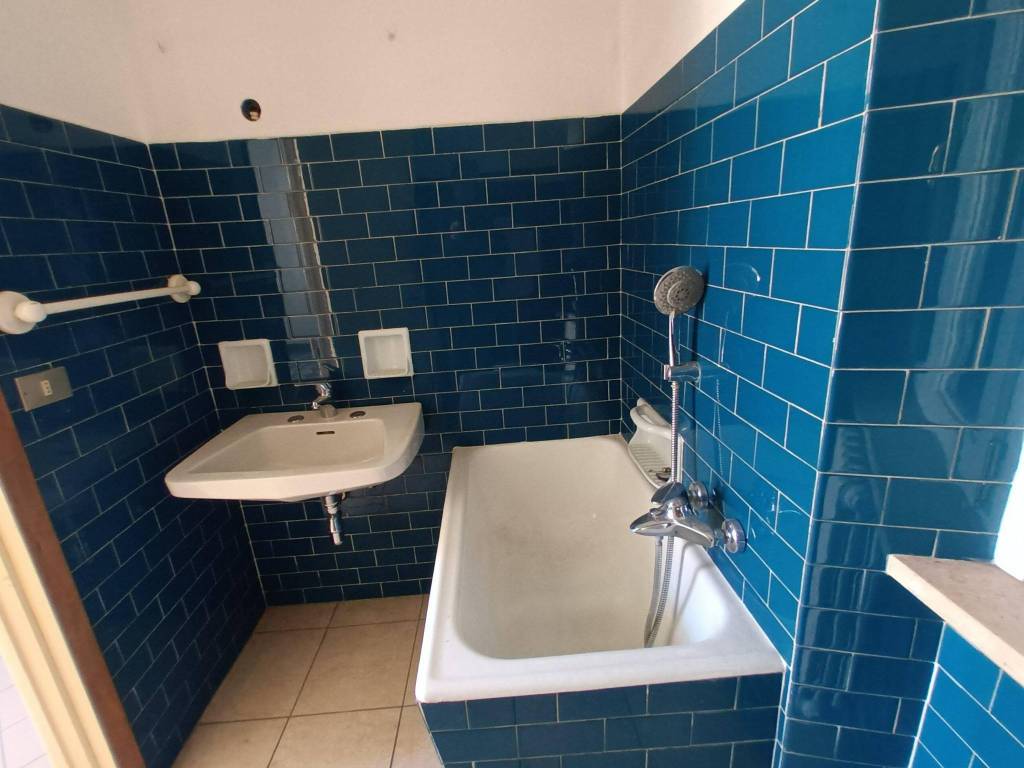 Appartamento a Induno olona in Via Bruno Jamoretti, 126 - Foto 5