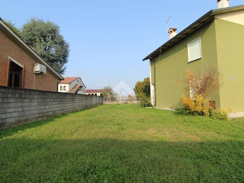 Casa indipendente a Dueville in Via G. Mazzini, 122 - Foto 2