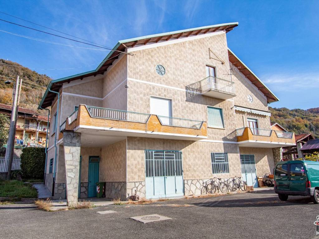 Villa a Caprie in Via Alcide De Gasperi, 74 - Foto 2