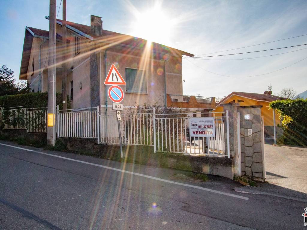 Villa a Caprie in Via Alcide De Gasperi, 74 - Foto 5