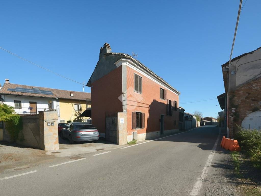 Casa indipendente a Crescentino in Via Felice Miraglio, 37 - Foto 2