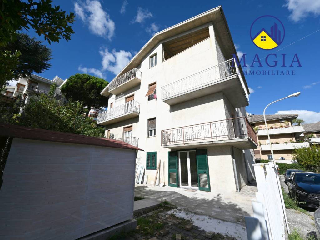 Attico / mansarda a San benedetto del tronto in Via P.S. Damiani, 1 - Foto 5