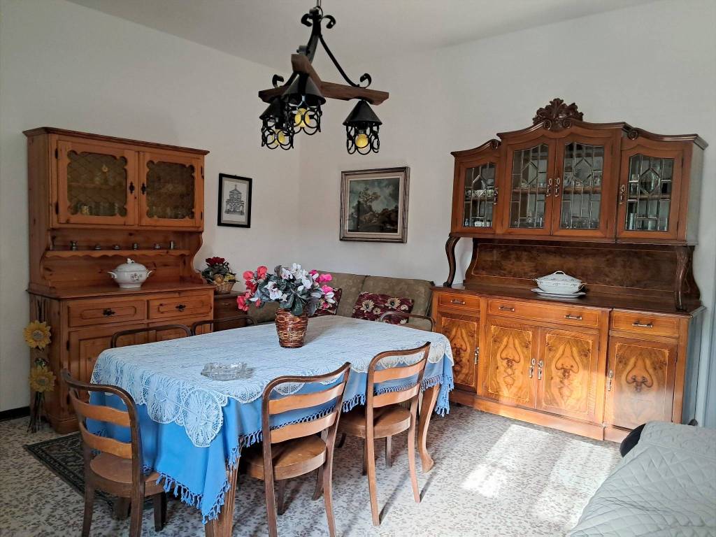 Casa indipendente a Daverio in Via Vittorio Veneto - Foto 5