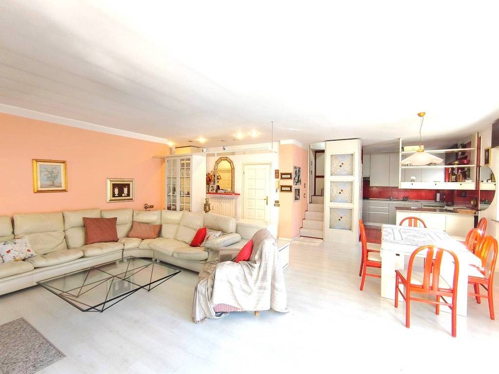 Appartamento a Chiesa in valmalenco in Via Roma, 156 - Foto 2