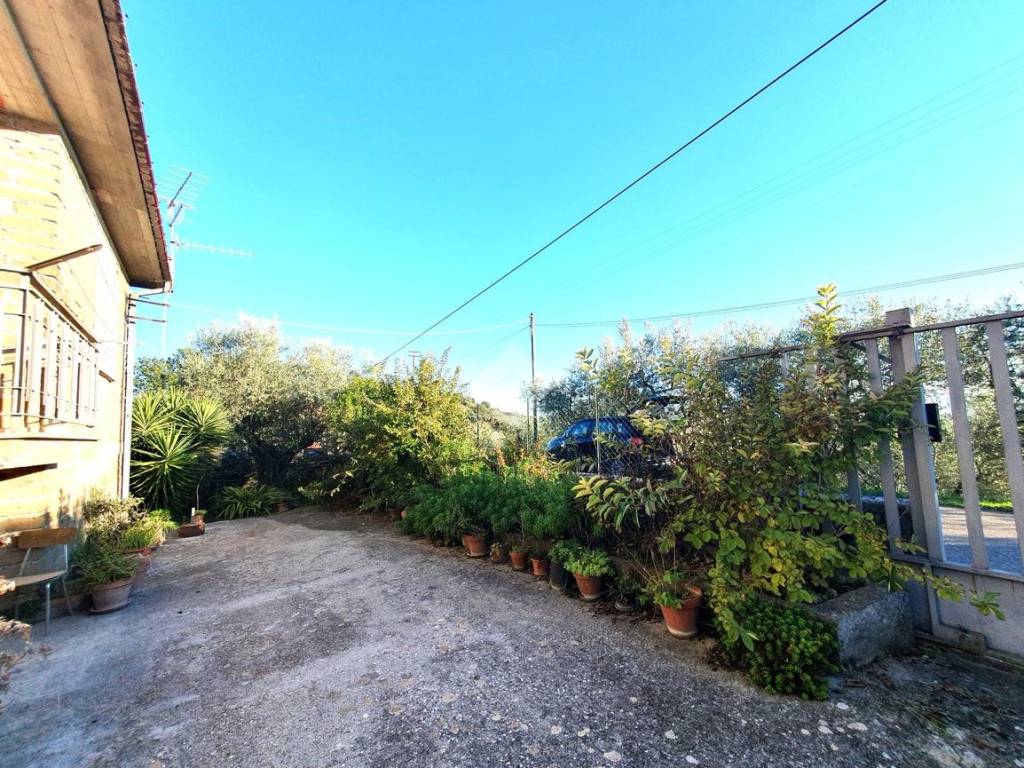 Casa indipendente a Paliano in Via Cimate - Foto 3