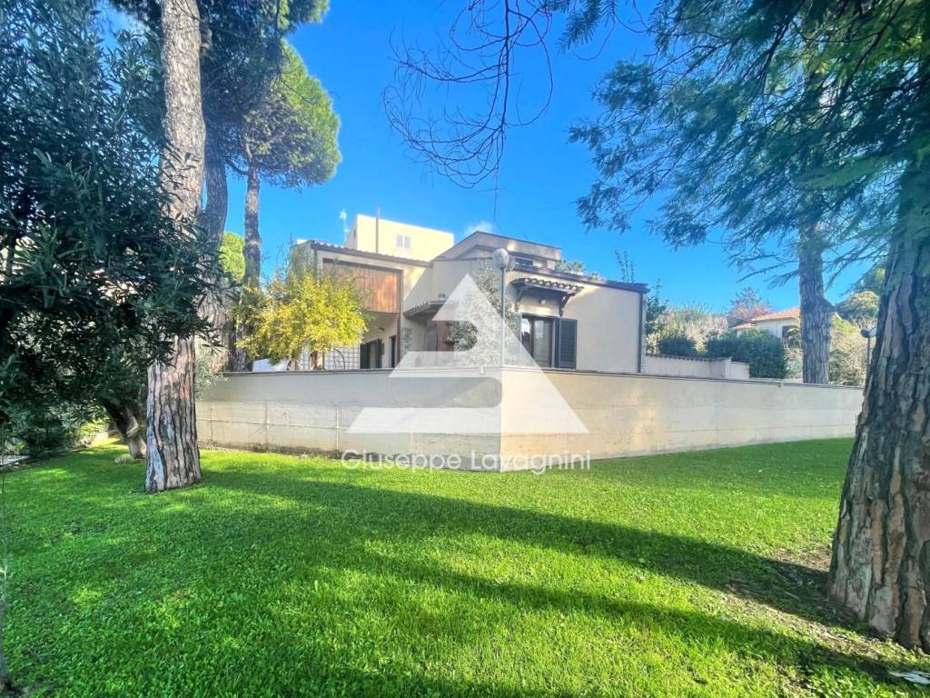 Villa a Albano laziale in Via Mastro di casa, 14 - Foto 3