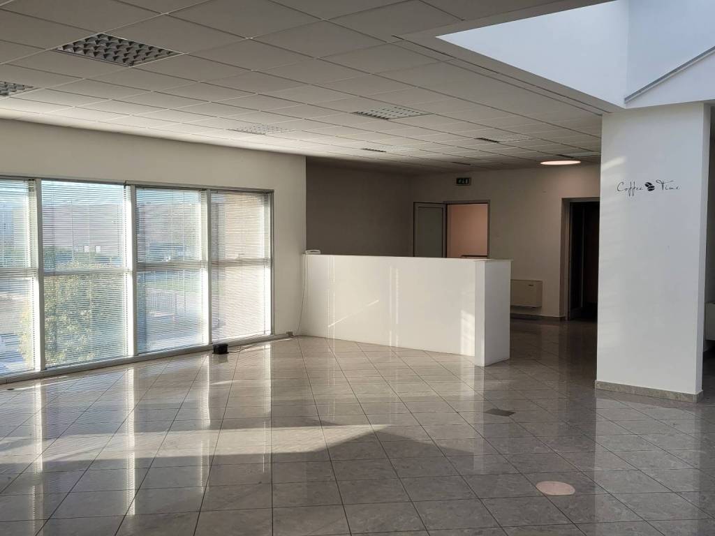 Immobile a Castelfranco veneto in Via del Commercio, 9 - Foto 4